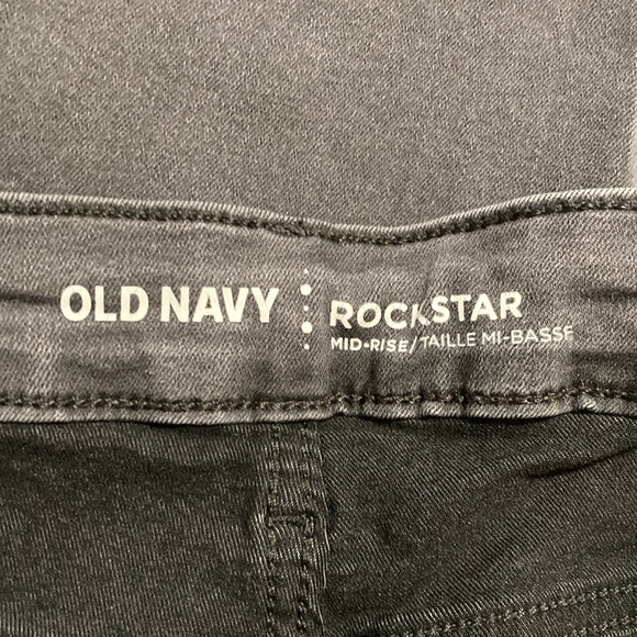 Distressed Rockstar Jeans - Picture 2 of 4
